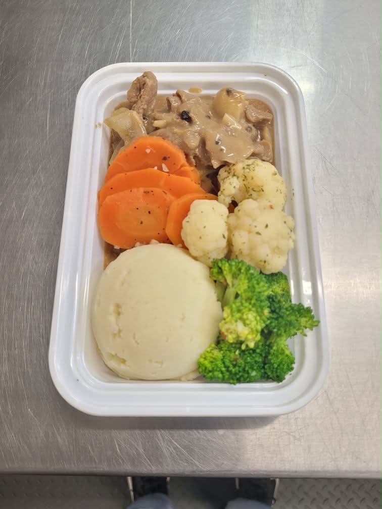 Émincé de Boeuf sauce aux poivres